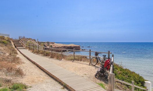 Återförsäljning - Radhus -
Pilar de la Horadada - Torre de la Horadada