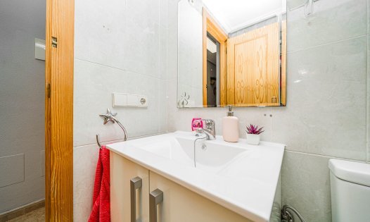 Resale - Apartments -
Torrevieja - Centro - Torrevieja