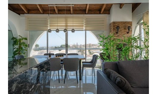 Resale - Luxury Villas -
Orihuela Costa - Villamartín