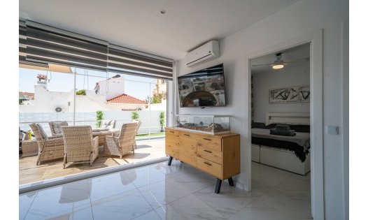 Resale - Luxury Villas -
Orihuela Costa - Villamartín