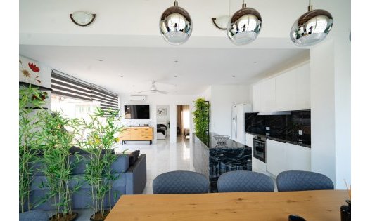 Resale - Luxury Villas -
Orihuela Costa - Villamartín