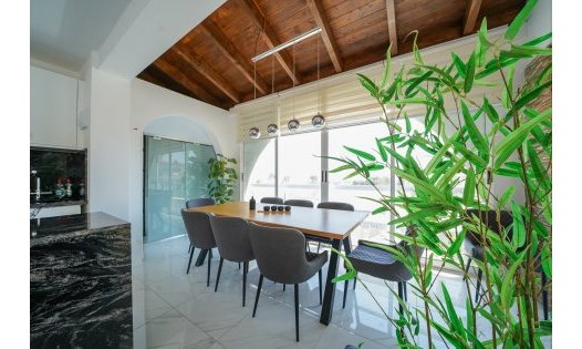 Resale - Luxury Villas -
Orihuela Costa - Villamartín