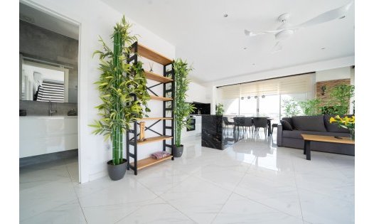 Resale - Luxury Villas -
Orihuela Costa - Villamartín