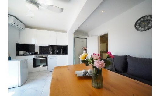 Resale - Luxury Villas -
Orihuela Costa - Villamartín