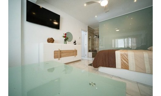 Resale - Luxury Villas -
Orihuela Costa - Villamartín