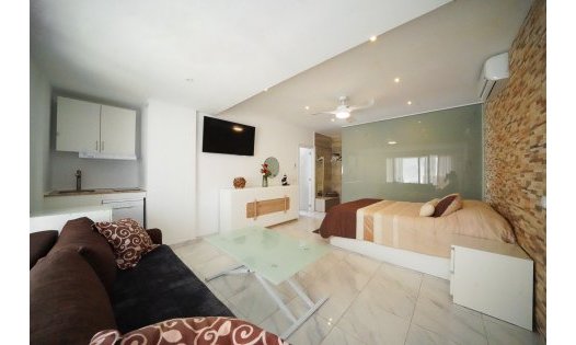 Resale - Luxury Villas -
Orihuela Costa - Villamartín