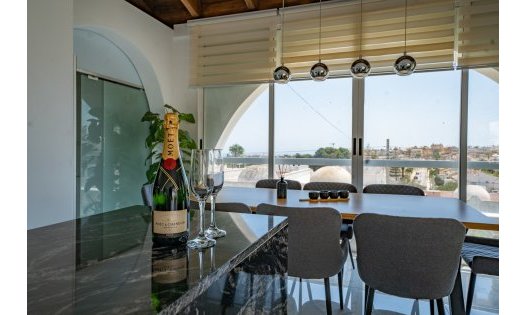 Resale - Luxury Villas -
Orihuela Costa - Villamartín