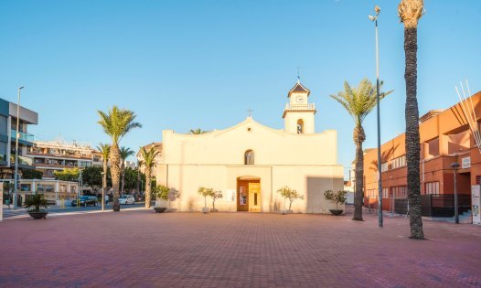 Återförsäljning - Villor -
Los Montesinos