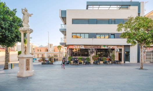 Återförsäljning - Villor -
Los Montesinos