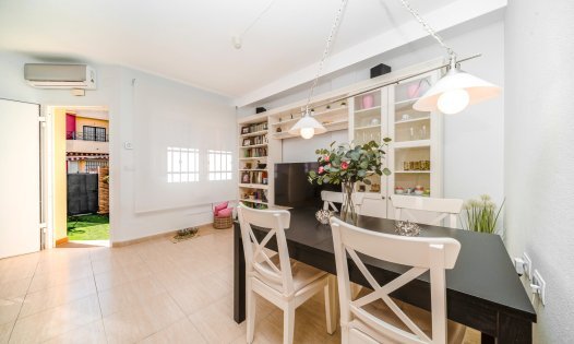 Resale - Terraced Houses -
Pilar de la Horadada - Torre de la Horadada