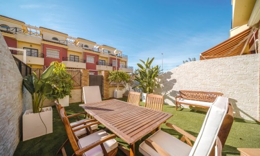 Resale - Terraced Houses -
Pilar de la Horadada - Torre de la Horadada