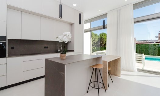 Resale - Luxury Villas -
Pilar de la Horadada - Pinar de Campoverde