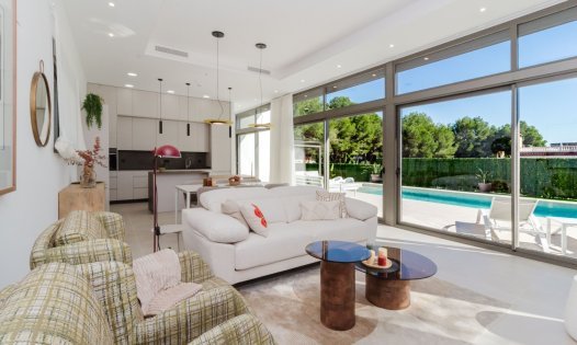 Resale - Luxury Villas -
Pilar de la Horadada - Pinar de Campoverde