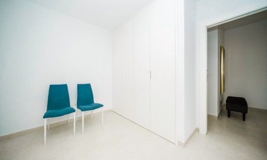 Resale - Terraced Houses -
Pilar de la Horadada