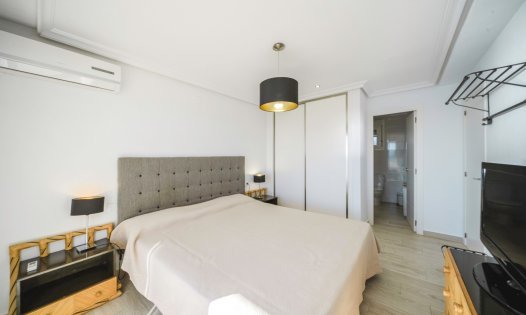 Resale - Apartments -
Pilar de la Horadada - Mil Palmeras