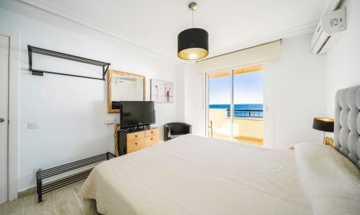 Resale - Apartments -
Pilar de la Horadada - Mil Palmeras