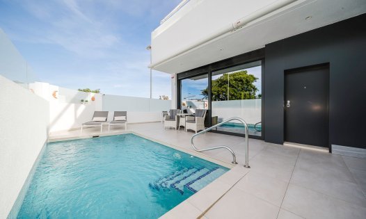 Resale - Terraced Houses -
Pilar de la Horadada