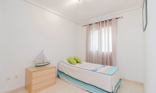 Resale - Bungalows -
Orihuela Costa - ZENIAMAR