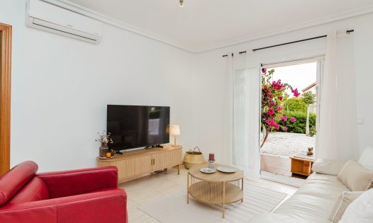 Resale - Bungalows -
Orihuela Costa - ZENIAMAR