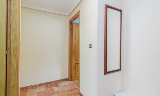 Resale - Apartments -
Torrevieja - Centro - Torrevieja