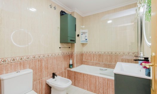 Resale - Apartments -
Torrevieja - Centro - Torrevieja