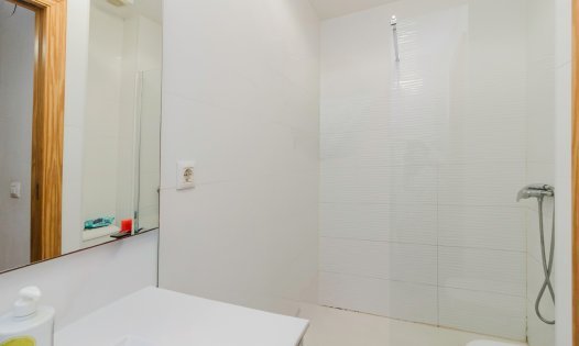 Resale - Apartments -
Torrevieja - Centro - Torrevieja