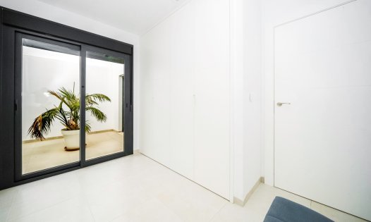 Resale - Terraced Houses -
Pilar de la Horadada