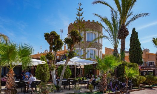 Resale - Bungalows -
Orihuela Costa - ZENIAMAR