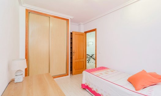 Resale - Bungalows -
Orihuela Costa - ZENIAMAR