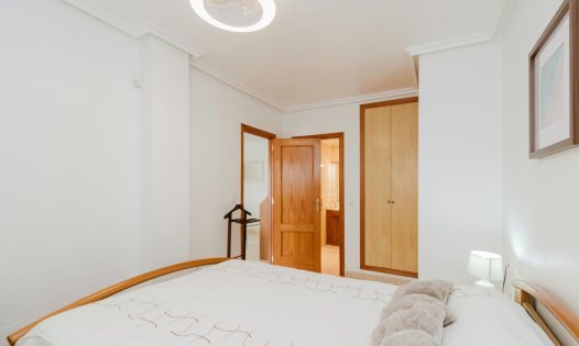 Resale - Bungalows -
Orihuela Costa - ZENIAMAR