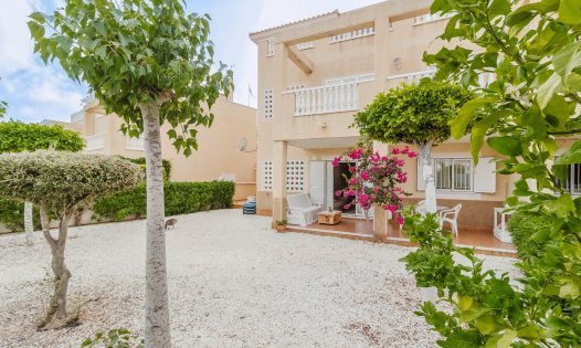Resale - Bungalows -
Orihuela Costa - ZENIAMAR