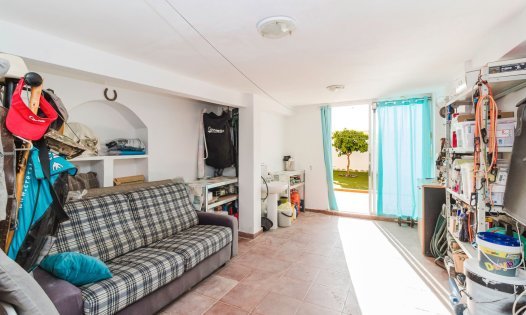 Revente - Villas -
Torrevieja - Aguas Nuevas - Torrevieja