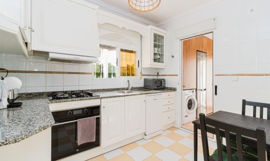 Revente - Villas -
Torrevieja - Aguas Nuevas - Torrevieja