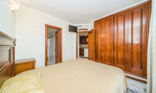 Segunda mano - Apartamentos -
Torrevieja