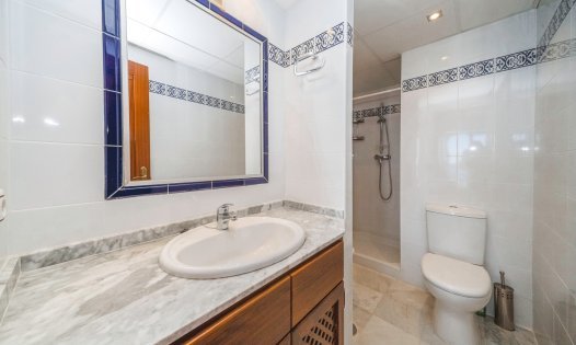 Segunda mano - Apartamentos -
Torrevieja