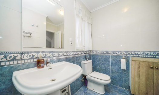 Resale - Villas -
Orihuela Costa - Villamartin