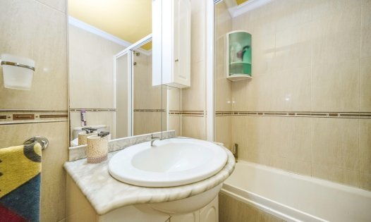 Segunda mano - Apartamentos -
Torrevieja - El Acequión - Torrevieja