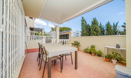 Videresalg - Villaer -
Orihuela Costa - Villamartín