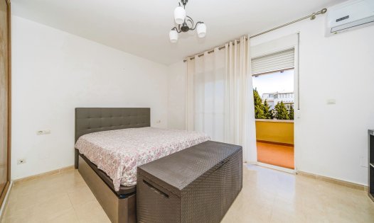 Videresalg - Villaer -
Orihuela Costa - Villamartín