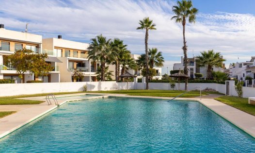 Resale - Villas -
Orihuela Costa - Los Altos de Villamartín