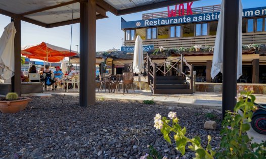 Resale - Villas -
Orihuela Costa - Los Altos de Villamartín