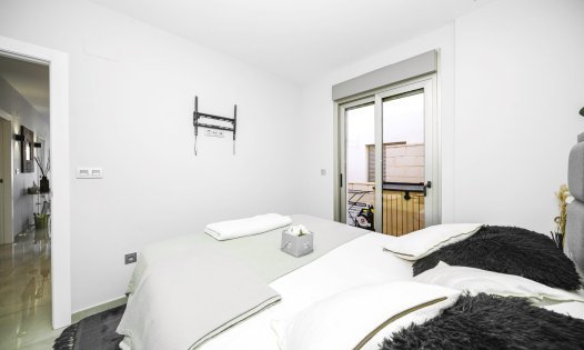 Resale - Villas -
Orihuela Costa - Villamartín