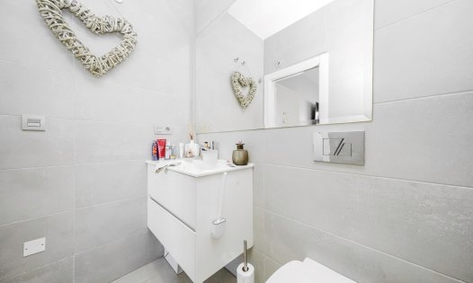 Resale - Villas -
Orihuela Costa - Villamartín