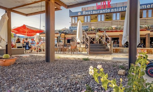 Resale - Villas -
Orihuela Costa - Villamartín