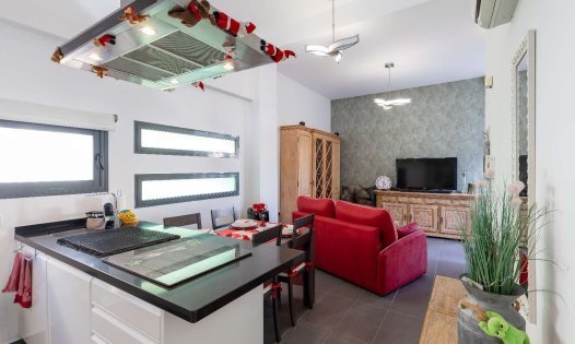 Resale - Villas -
Orihuela Costa - Los Altos de Villamartín