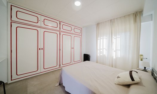 Revente - Locaux commerciaux -
ALICANTE - Alicante