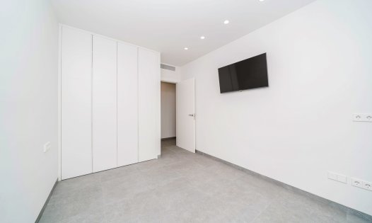 Herverkoop - Luxe villa's -
San Pedro del Pinatar