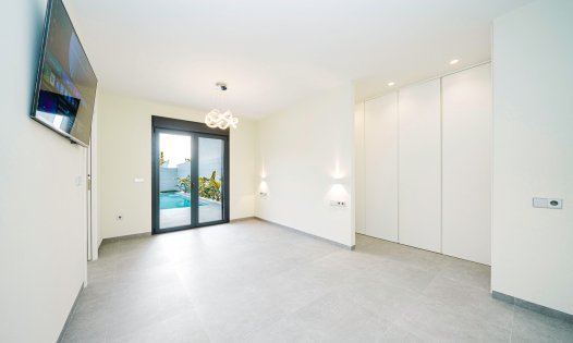 Herverkoop - Luxe villa's -
San Pedro del Pinatar