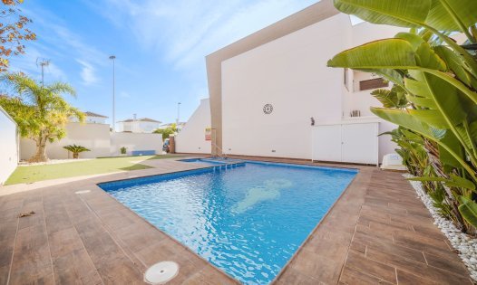 Segunda mano - Bungalows -
Lo Pagán - Castelar College - Lo Pagán