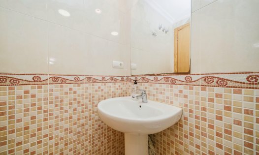 Återförsäljning - Lägenheter -
Torrevieja